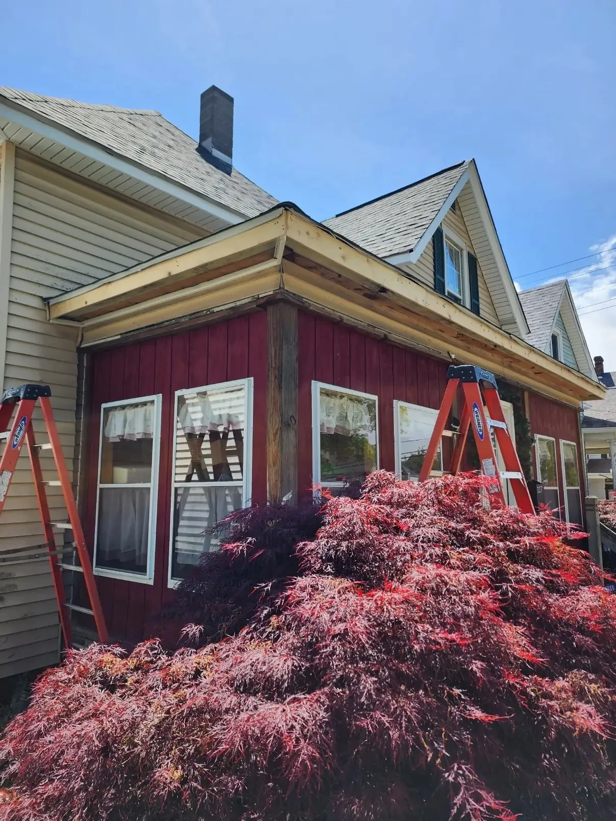 Finished gutter or roof-edge detail for Whitestown-area homeowners